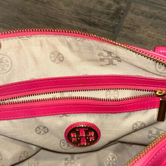 In my Barbie Era - Tory Burch Saffiano Bowling Bag - Picture 3 of 12